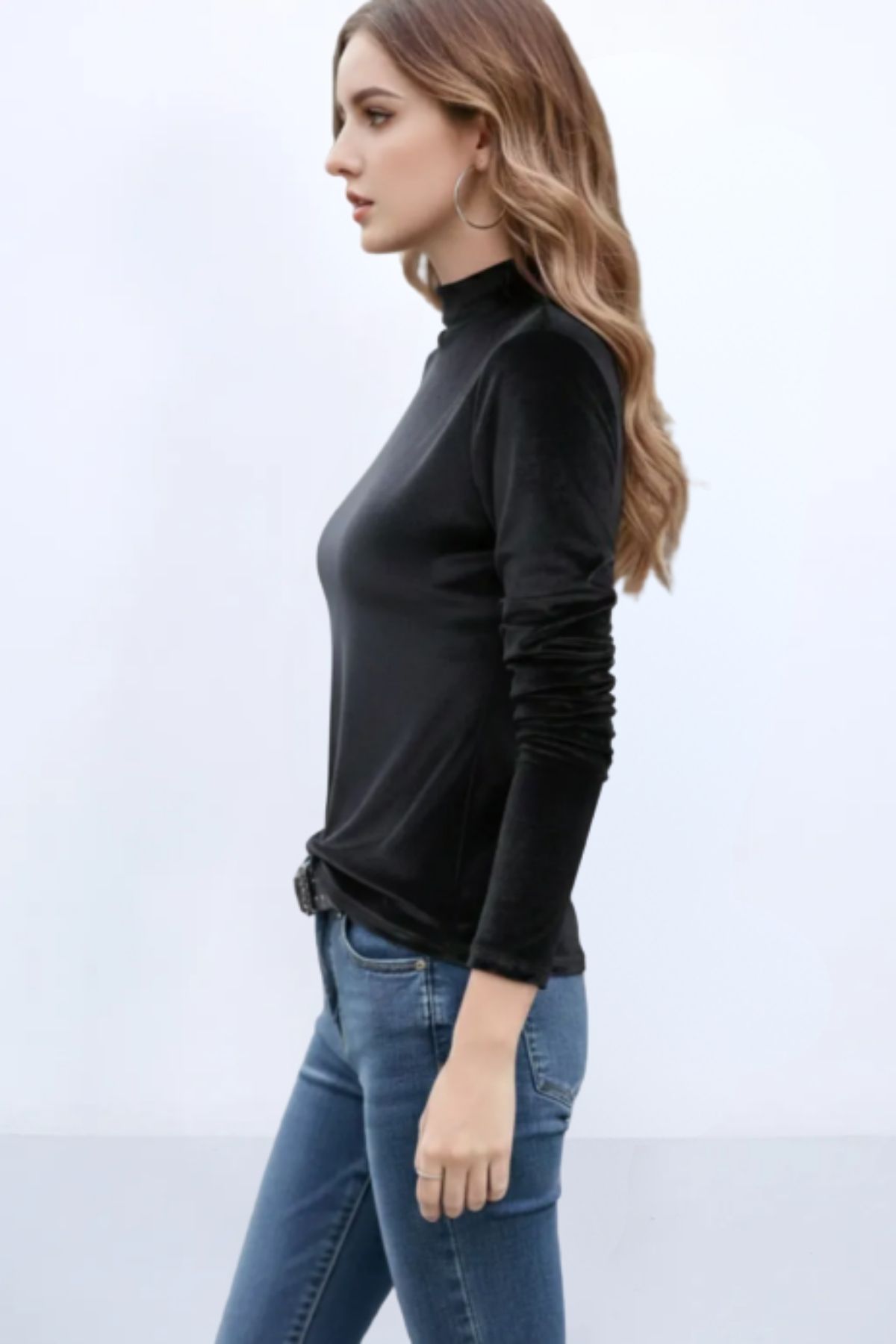 Kadın Balıkçı Yakalı Siyah Kadife Body